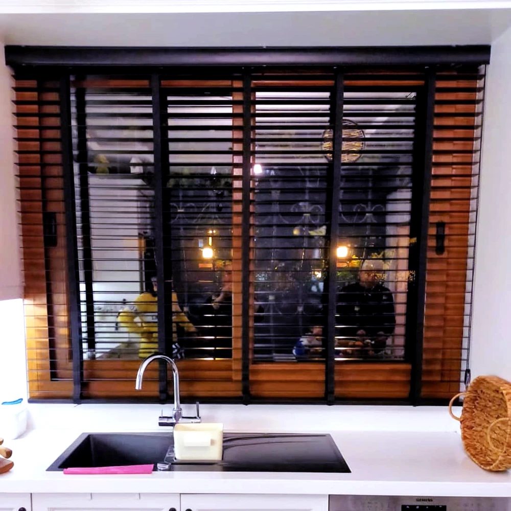 Butik Perde, Ev Dekorasyonu, Perde Tasarımları, Modern Perdeler, Özel Tasarım Perdeler, Jaluzi Çeşitleri, Ev Textiles, Perde Showroom, Oteller İçin Perde Çözümleri